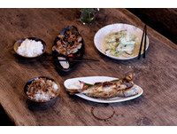 九份深山木屋料理　必点招牌深夜食堂“猫饭”！