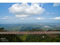全台“最长吊桥”嘉南美景抢先看　海拔千尺双脚发软