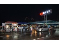 南桃园规模最大　龙潭夜市开幕　摊商多达500个