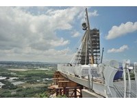 高雄最新景点　能体验云端漫步的“岗山之眼”天空廊道