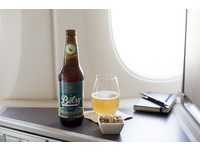 专为3万TN高空设计的樽装啤酒！国泰Betsy Beer飞行限定