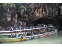 庞德迷必朝圣跳岛清单　泰国攀牙湾“007岛”