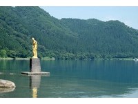 澄清湖远在日本秋田的姐妹！田泽湖四季颜色千变万化