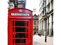 英国伯明翰超迷你“电话亭咖啡”拿铁高贵不贵