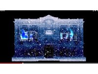 圣诞老人驾雪橇从窗户穿过　台中州厅百年3D光雕秀登场