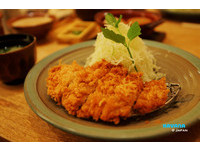 京都高CP值猪排饭！白饭、味噌汤、高丽菜丝吃到饱