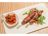 提供轻食餐点！全台唯一“白色”吉野家就在台北