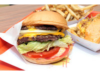 CaliBurger未开幕先轰动　梁静茹老公赵元同是老板之一