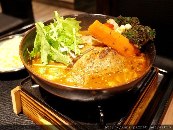 ▲GARAKU汤咖喱台北信义店。（图／kuni提供）