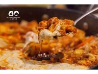 韩国人开设的正宗韩式料理！起司和辣炒鸡排的邪恶组合