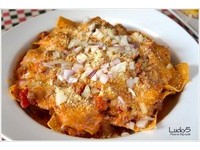 中坜美墨料理餐厅　必点少见的牛肉那球斯　香甜带辣