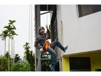 体验当一天的飞虎队！花莲也有帅气十足高空垂降、攀岩