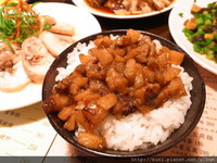 一碗60元的卤肉饭！浓郁香味在嘴里流窜