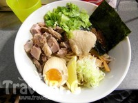 日本道地口味搬过来！荃湾台风主打的鱼介风骨胶原拉面