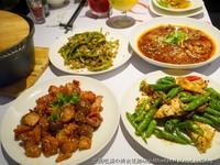 时尚感川菜进驻京站！水中游的、土里长的还是吃豆腐？