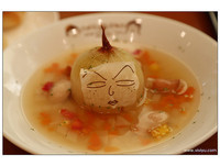 朝圣！东京“小丸子咖啡厅”　竟然还有永泽洋葱汤