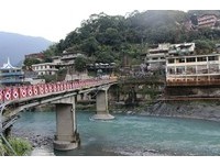新北市温泉美食季开跑！乌来、金山平日晚间泡汤45折起
