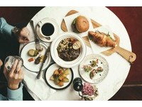 GQ／外带熟食小摊Biteology变身成欧风餐厅！