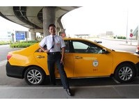 只会发生在台湾！港旅客遗失钱包　运将站等3小时还他