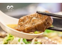 高雄18折薄皮小笼汤包！人气招牌带筋牛肉面