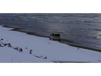 北海道司机化身车神！人人都练过华丽的“打滑绝技”