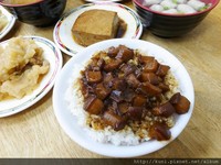 一分钟完食！　淋上香甜卤汁的台南肉燥饭