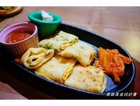 高雄平价小食堂　不加一滴水的手工蛋饼、菇菇豚肉堡