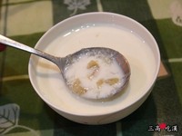 继承老店技艺！云林古早味鲜奶冰糖莲子汤