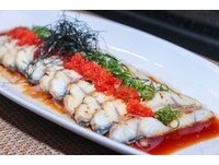 轩阁的日式创作料理　鳗鱼不用蒲烧却做成沙拉