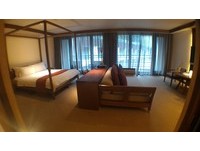 听溪流虫鸣4个贴心藏在细节里　住一晚山岚围绕的房间