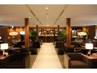 379坪！国泰造桃机最大贵宾室　专人调酒跟现煮牛肉面