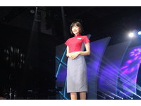 华航发表全新制服　大师张叔平尝试加入大胆的红色元素