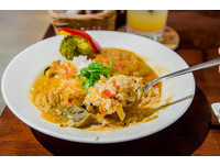 巷弄中的文青风餐厅！吃得到日式家庭料理、西班牙菜色