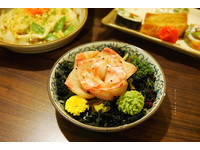 视觉、味觉双重享受　益田居酒屋必点的玫瑰生鱼片