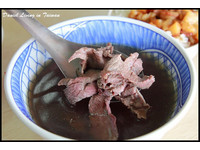 24小时营业！安平唯一牛肉汤　点汤免费送肉燥饭