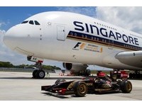 在滨海湾感受极速快感　新加坡航空冠名F1车赛