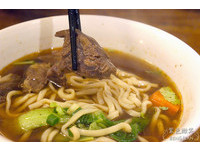 隐藏住家中的南洋风牛肉面店　牛肉大块软烂、汤头浓郁