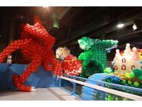 气球恐龙在追我！30万颗气球打造的历险王国正式开幕