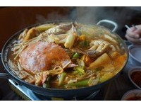 韩国冬季必吃的新鲜海鲜　河豚汤饭、辣蟹汤一网打尽