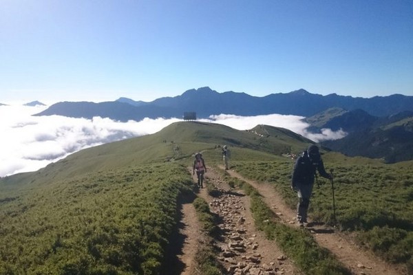 ▲台中近郊户外景点Top5户外露营登山秘境。（图／Tripbaa提供）