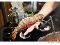 比手掌还大的巨无霸大虾！虾膏浓厚、肉质Q弹