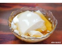 台南同记安平的传统白豆花　吃得到黄豆香味