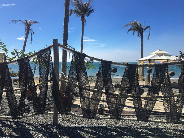 ▲爱琴海岸海景咖啡餐厅。（图／网友提供，请勿随意翻拍，以免侵权）