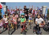 “宜兰单车逍遥游”喔熊组长萌尬车！