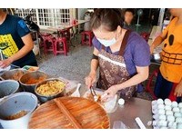 陪伴高雄人超过50年的大港饭团分家　老店搬家到正兴路