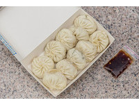 只营业半天的金门张家小笼包　想买得等上半小时