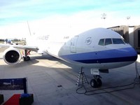 华航首架B777-300ER四日抵台　机上WiFi一小时300元