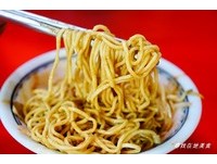 高雄喜峰街20多年无名老面摊　坚持不加味精好健康