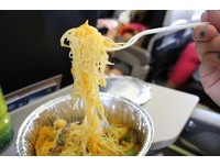 台湾虎航初体验！飞机餐金瓜米粉、排骨饭胜过卤肉饭