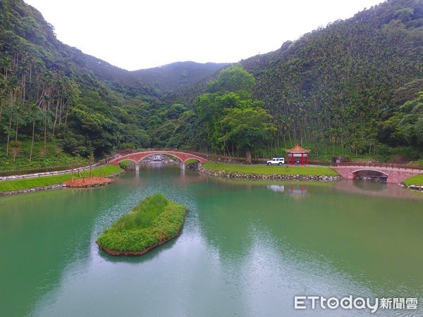 吉利潭早期为阿美族马太鞍部落的祈雨圣地,日据时代为放木池,当地风景秀丽,水土保持局花莲分局将于12月06日正式对外开放,并办理移交典礼交由光复乡公所维护管理。(图/水土保持局花莲分局提供)